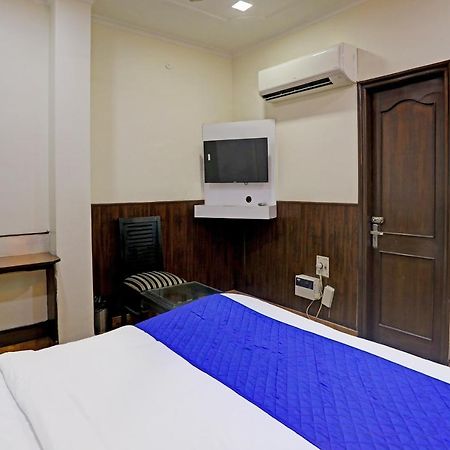 Hotel Grand Tushar - Ghaziabad Railway Station Eksteriør billede