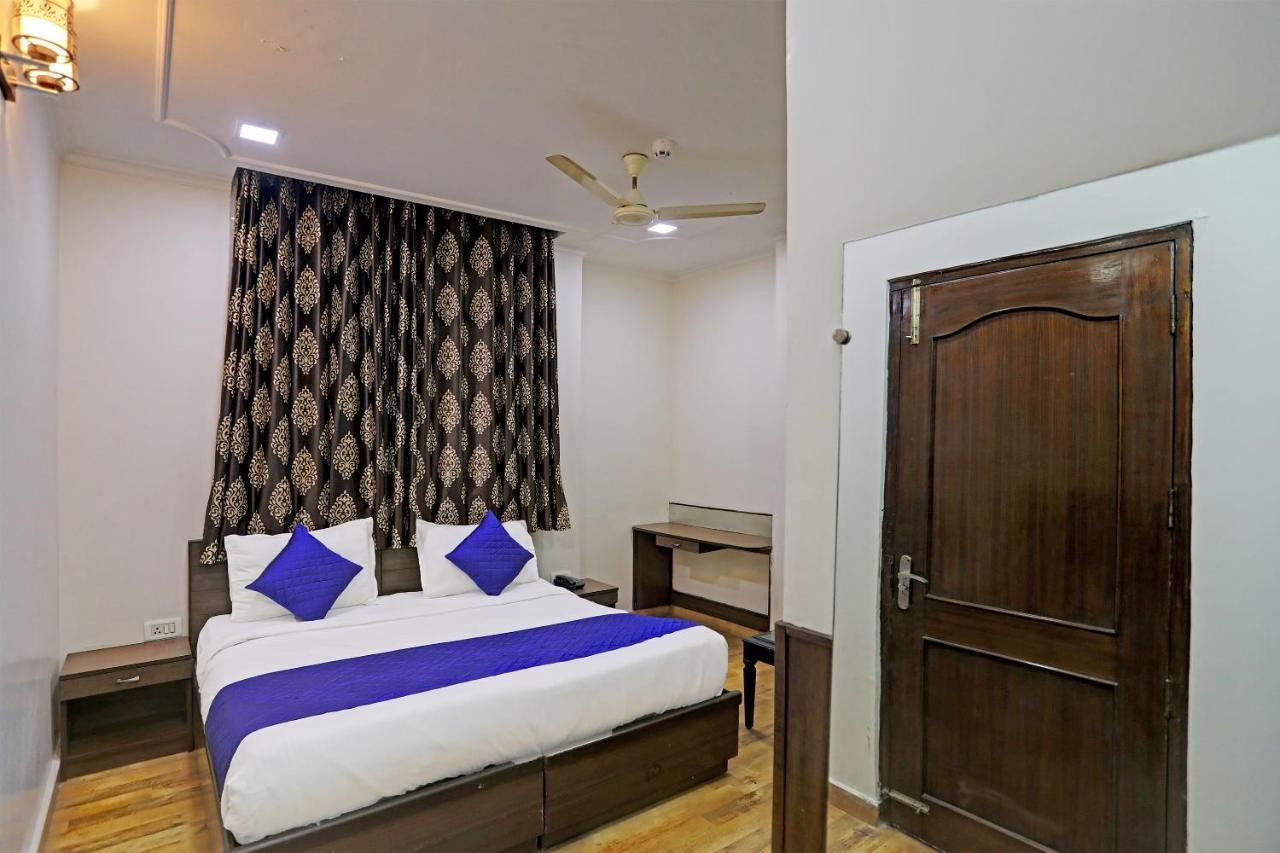 Hotel Grand Tushar - Ghaziabad Railway Station Eksteriør billede
