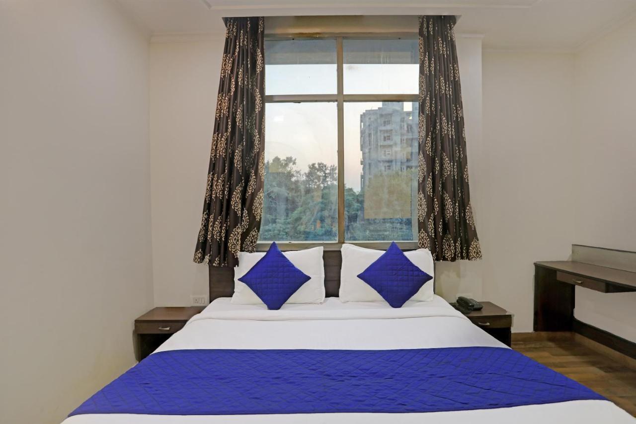 Hotel Grand Tushar - Ghaziabad Railway Station Eksteriør billede