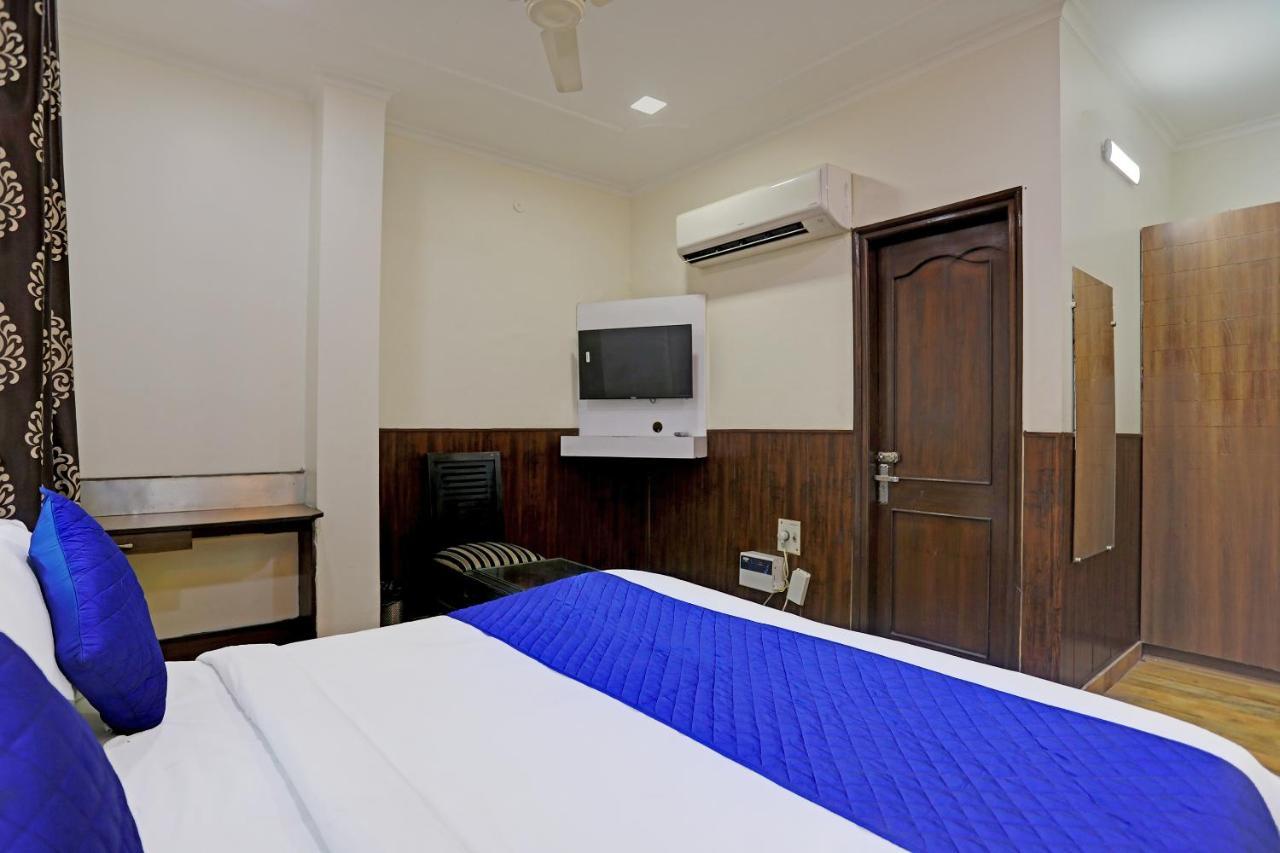 Hotel Grand Tushar - Ghaziabad Railway Station Eksteriør billede