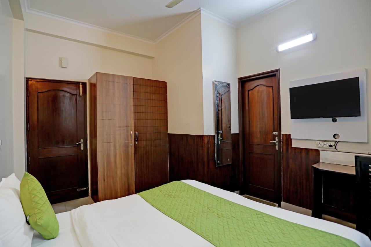 Hotel Grand Tushar - Ghaziabad Railway Station Eksteriør billede