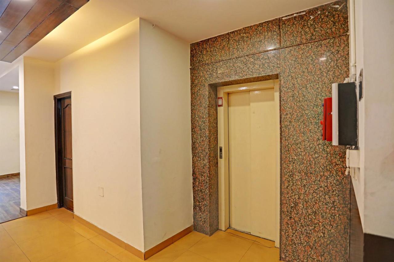 Hotel Grand Tushar - Ghaziabad Railway Station Eksteriør billede